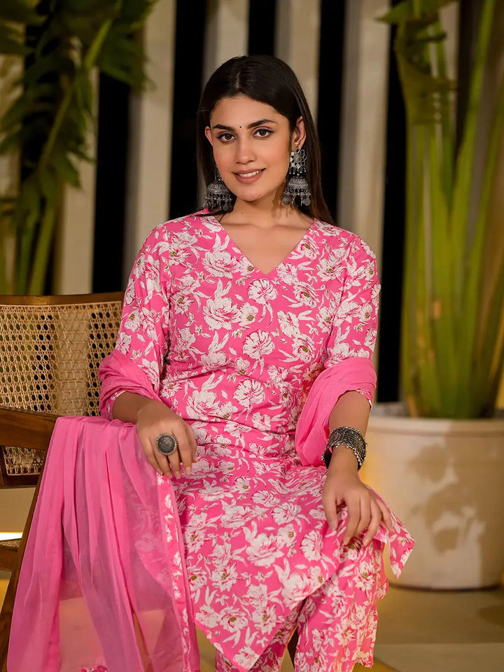 Pink-Cotton-Floral-Printed-Straight-3-Piece-Kurta-Set