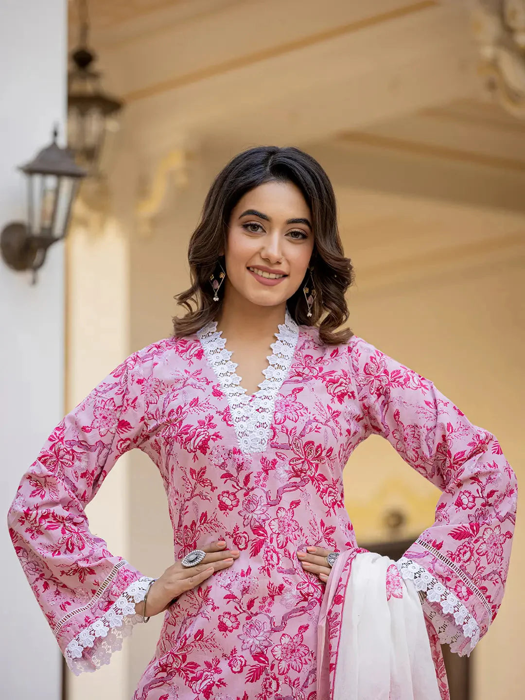 Pink-Cotton-Floral-Printed-3-Piece-Kurta-Set