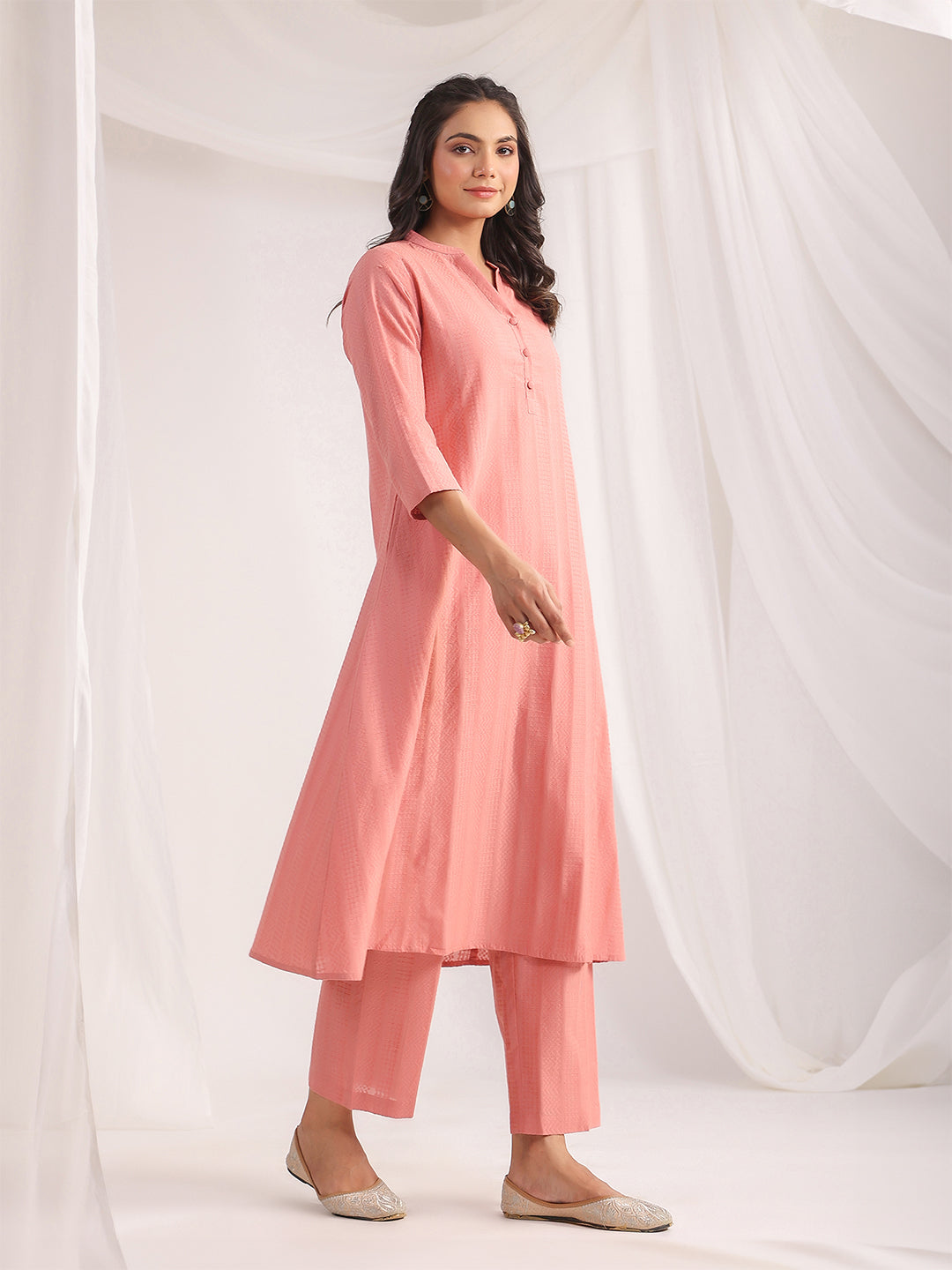 ZERESOUQ-Pink-Jacquard-Band-Collar-A-Line-Co-Ord-set