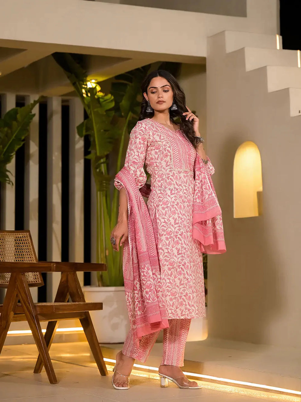 Pink-Cotton-Leaf-Print-Straight-3-Piece-Kurta-Set