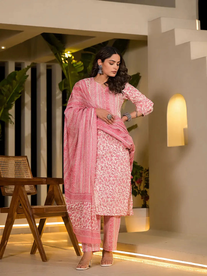 Pink-Cotton-Leaf-Print-Straight-3-Piece-Kurta-Set