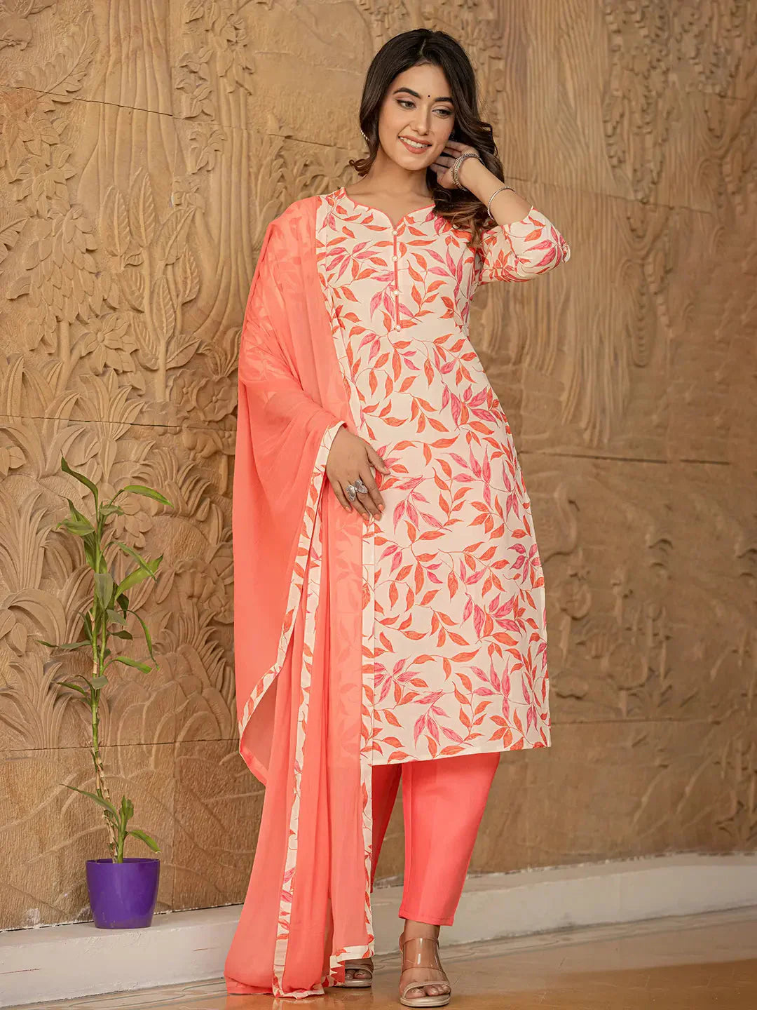 Pink-Cotton-Printed-Piping-On-Yoke-3-Piece-Kurta-Set