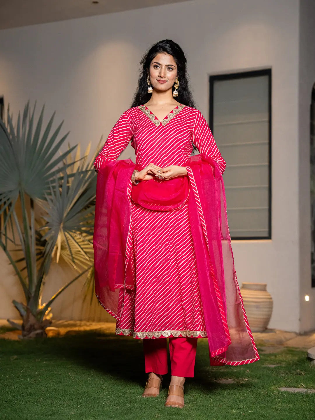 Pink-Cotton-Leheriya-Print-A-Line-3-Piece-Kurta-Set