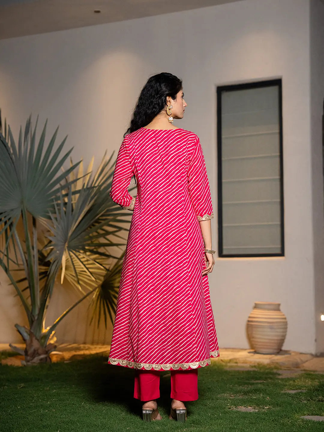 Pink-Cotton-Leheriya-Print-A-Line-3-Piece-Kurta-Set