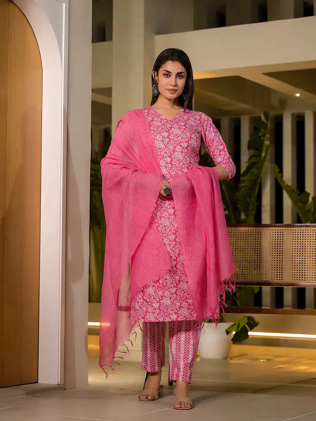 Pink-Cotton-Floral-Printed-V-Neck-Straight-3-Piece-Kurta-Set