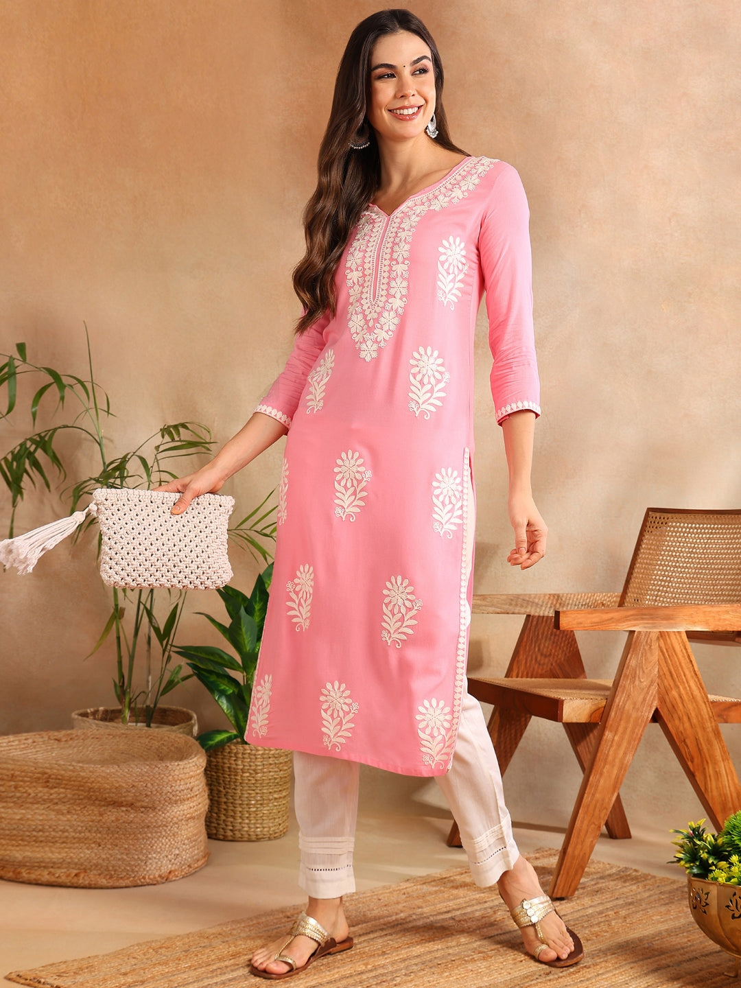 Pink-Rayon-Solid-Embroidered-Straight-Kurta