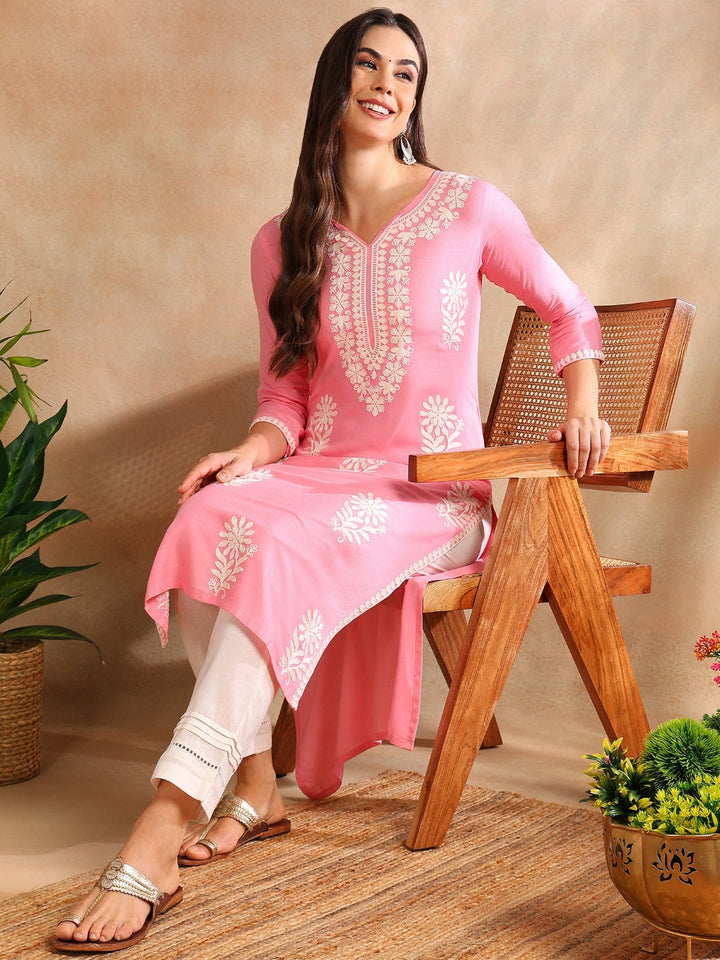 Pink-Rayon-Solid-Embroidered-Straight-Kurta