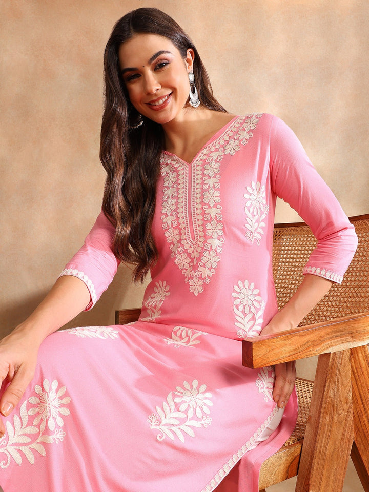 Pink-Rayon-Solid-Embroidered-Straight-Kurta