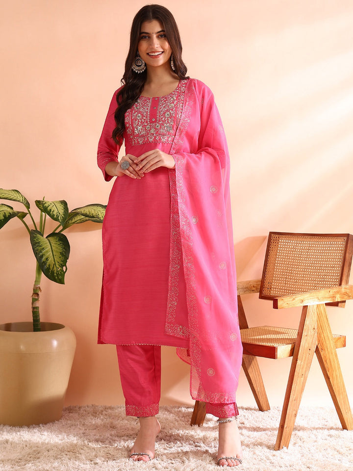 Pink-Silk-Blend-Embroidered-3-Piece-Kurta-Set