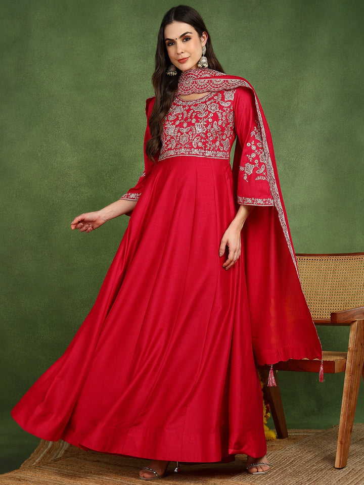ZERESOUQ-Pink-Silk-Blend-Embroidered-Anarkali-Gown-with-Dupatta