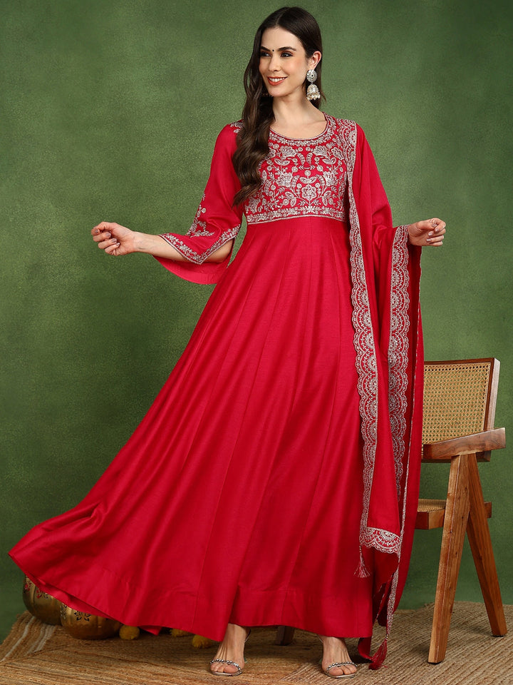 ZERESOUQ-Pink-Silk-Blend-Embroidered-Anarkali-Gown-with-Dupatta