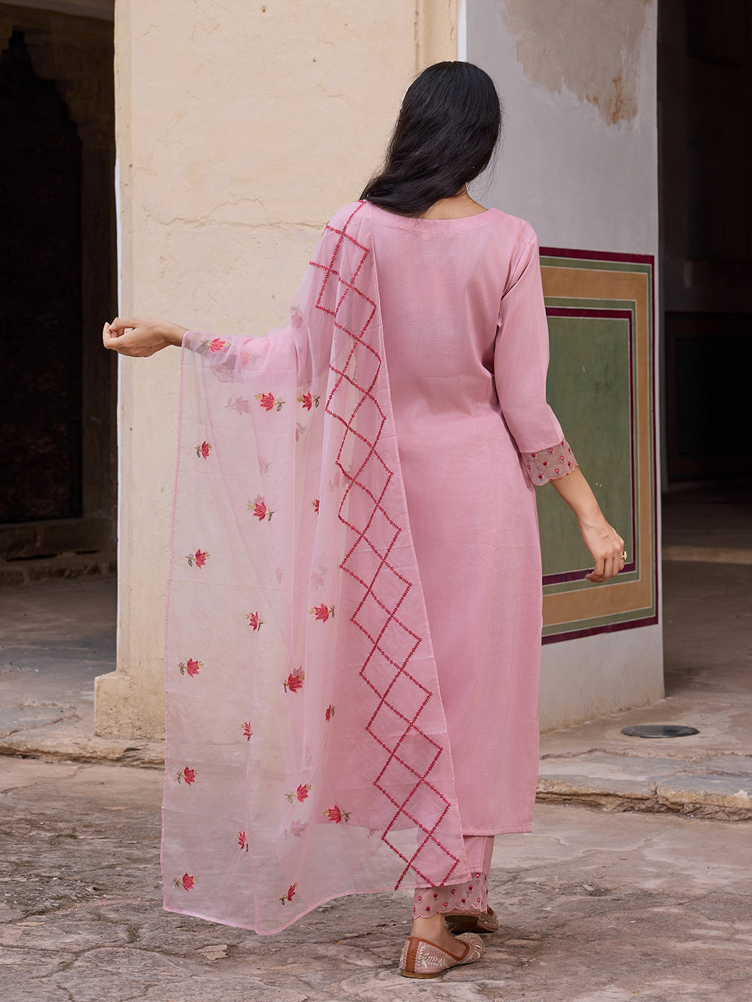 Pink-Silk-Blend-Embroidered-Straight-3-Piece-Kurta-Set