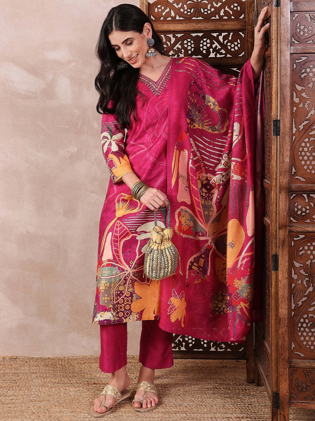 Pink-Silk-Blend-Floral-Printed-3-Piece-Kurta-Set