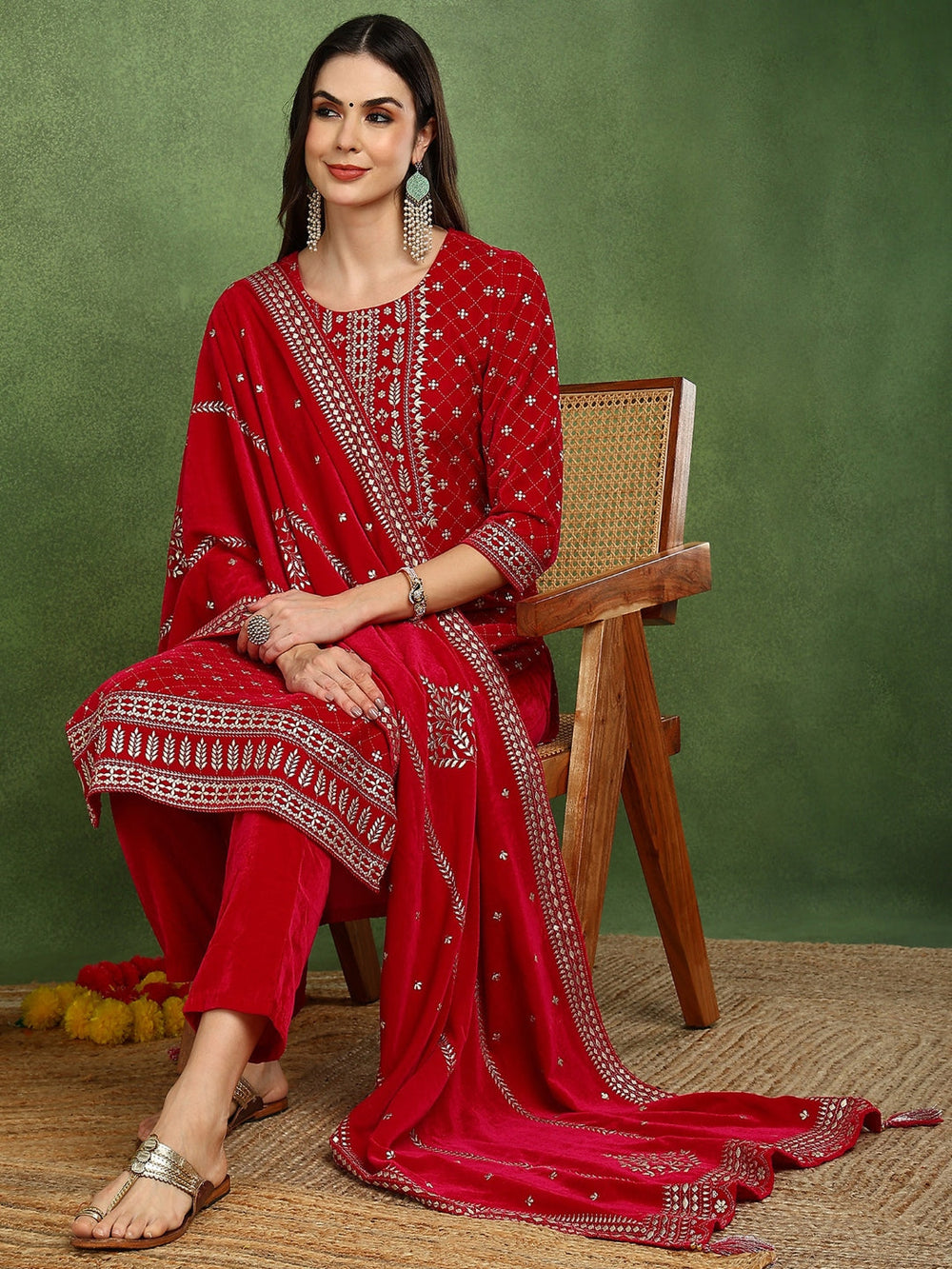 ZERESOUQ-Pink-Velvet-Ethnic-Motifs-Printed-Straight-Straight-3-Piece-Suit-Set