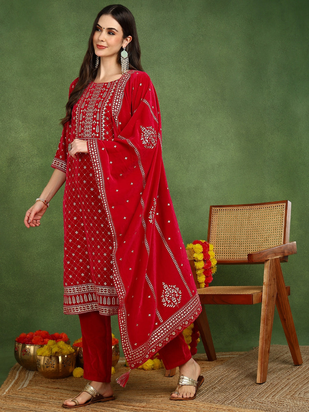 ZERESOUQ-Pink-Velvet-Ethnic-Motifs-Printed-Straight-Straight-3-Piece-Suit-Set