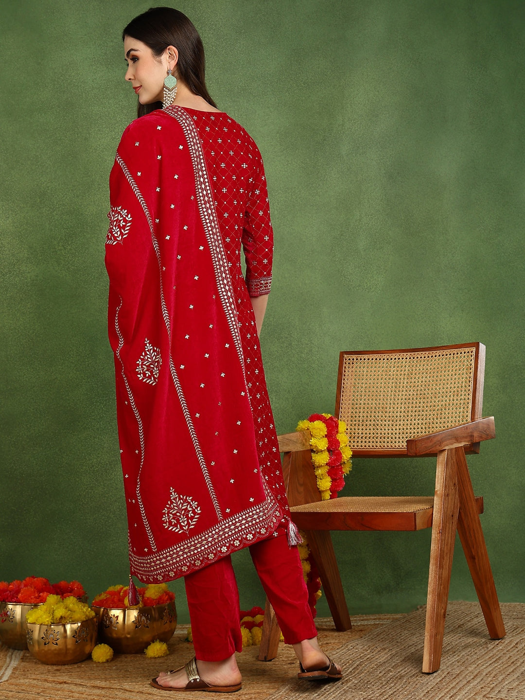 ZERESOUQ-Pink-Velvet-Ethnic-Motifs-Printed-Straight-Straight-3-Piece-Suit-Set