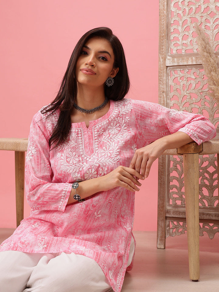 Pink-&-White-Cotton-Embroidered-Chikankari-Tunic