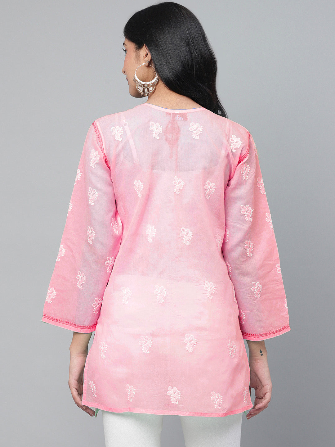 Pink-&-White-Cotton-Floral-Embroidered-Chikankari-Kurti