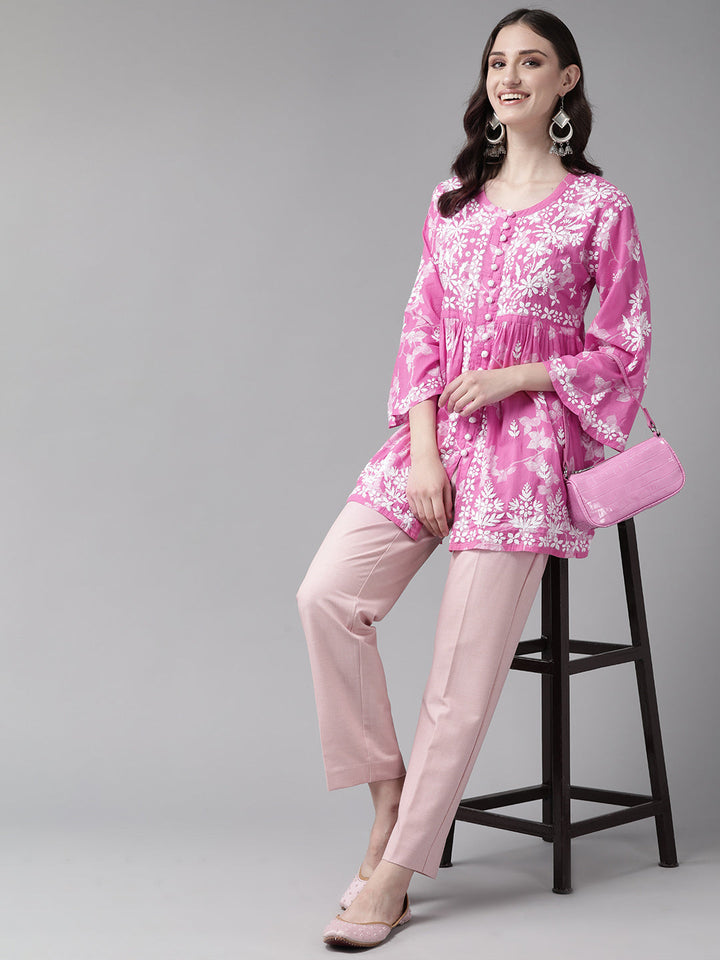 Pink-&-White-Cotton-Floral-Hand-Embroidered-Chikankari-Kurti