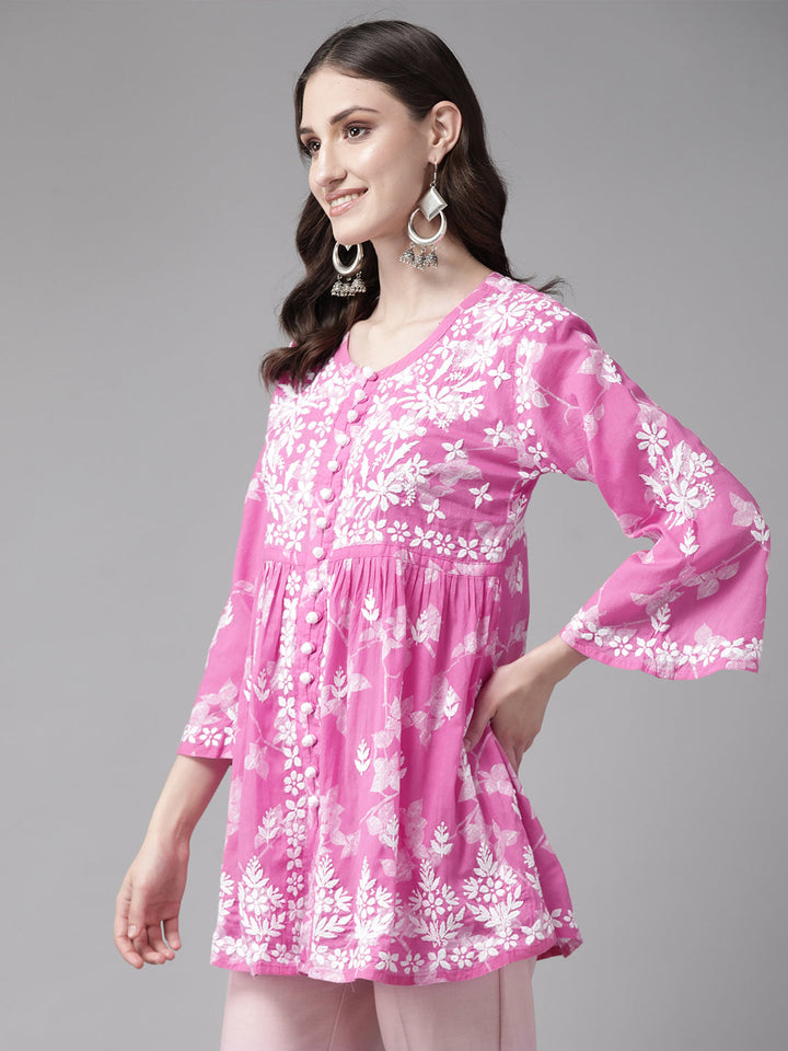 Pink-&-White-Cotton-Floral-Hand-Embroidered-Chikankari-Kurti