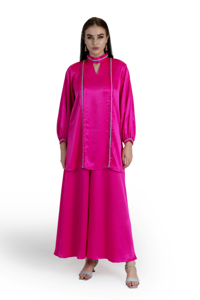 Pink Crinkle Satin Taranga Kurta & Pant Set