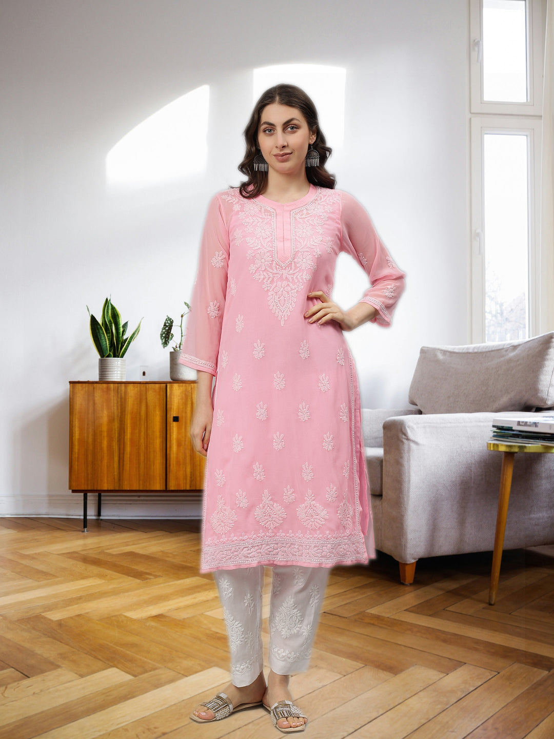 Pink-Georgette-Embroidered-Chikankari-Kurta-With-Slip
