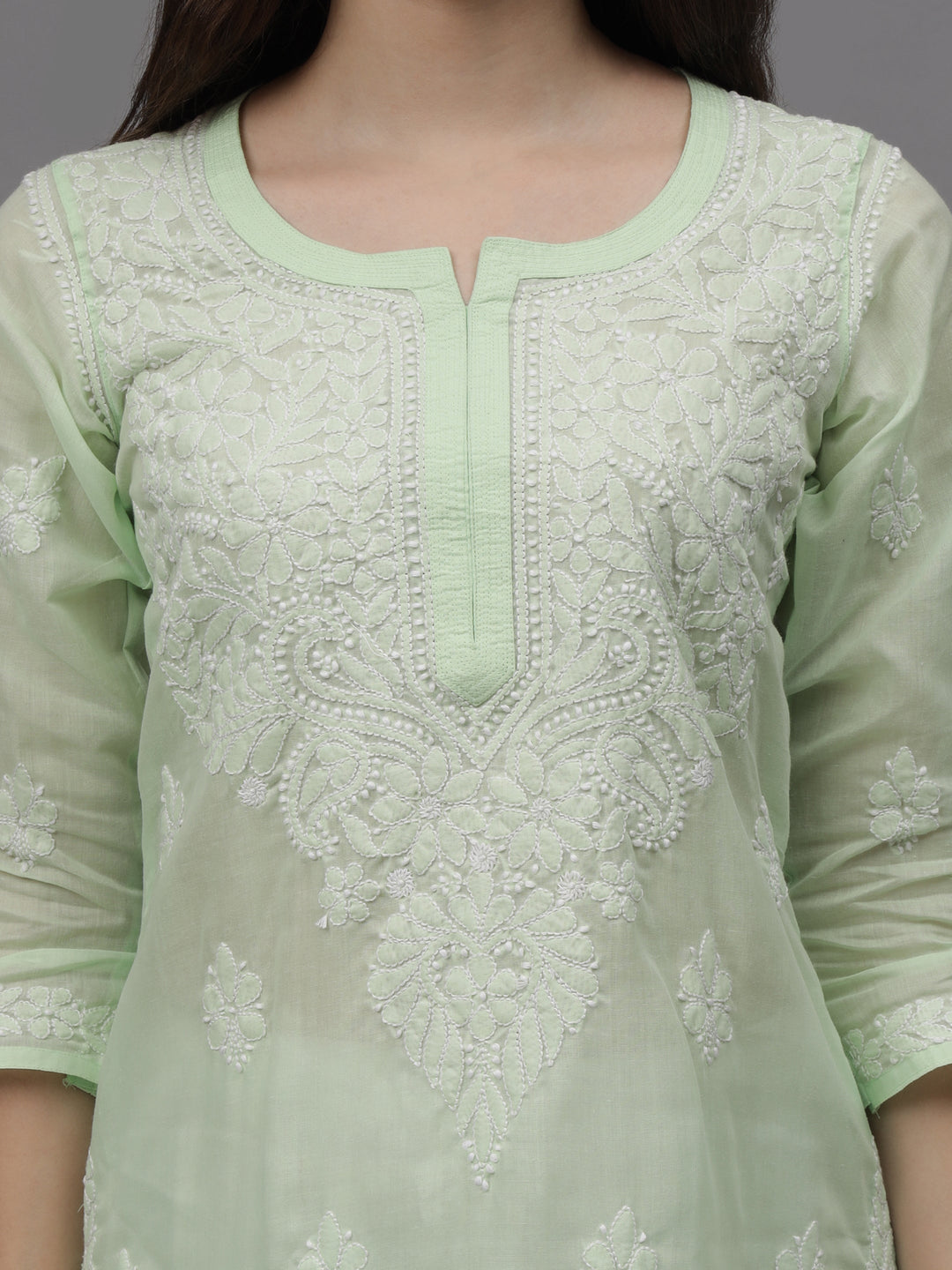 Pista-Green-&-White-Cotton-Embroidered-Chikankari-Kurta