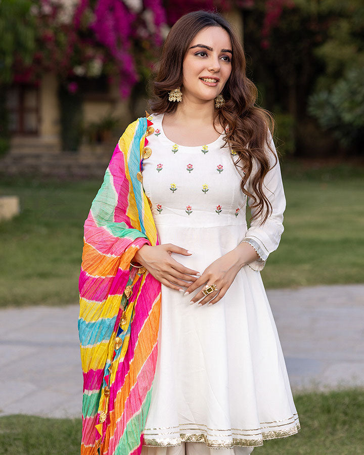 White-Rayon-Umbrella-3-Piece-Kurta-Set
