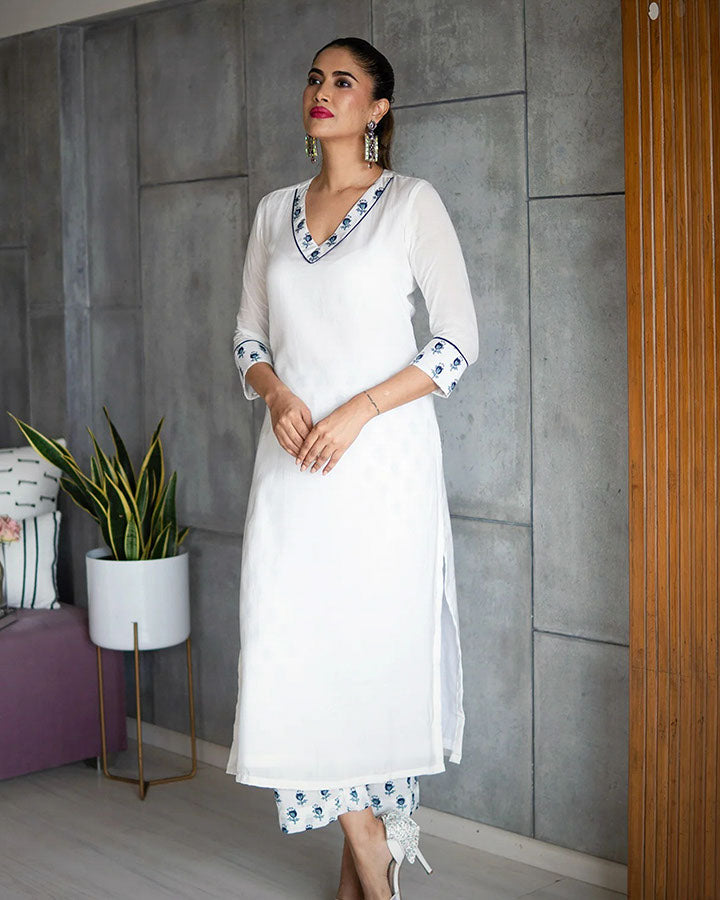 White-Muslin-Buti-Block-Print-2-Piece-Kurta-Set