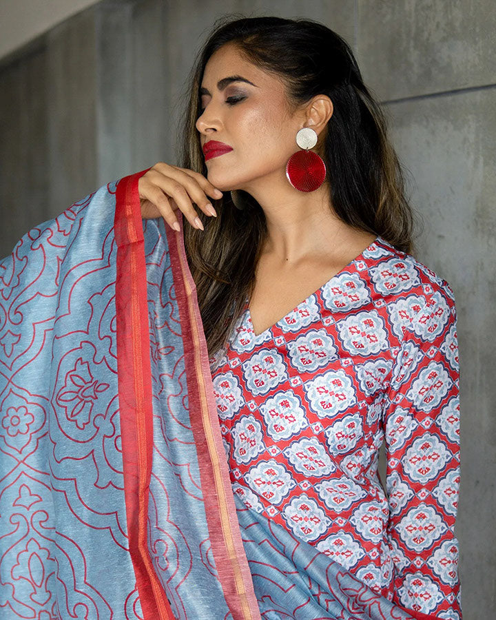 Red-Muslin-Arabesque-3-Piece-Kurta-Set