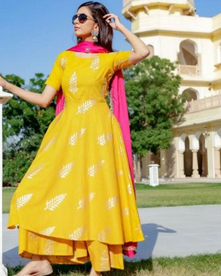 Yellow-Cotton-Foil-Print-3-Piece-Kurta-Set