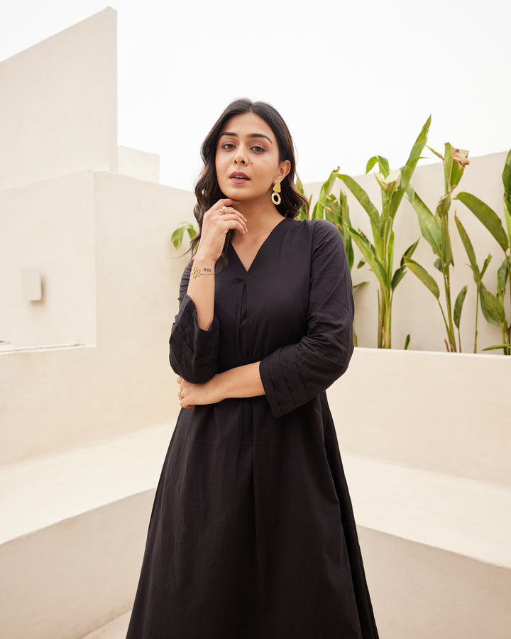 Black-Mulmul-A-Line-2-Piece-Kurta-Set