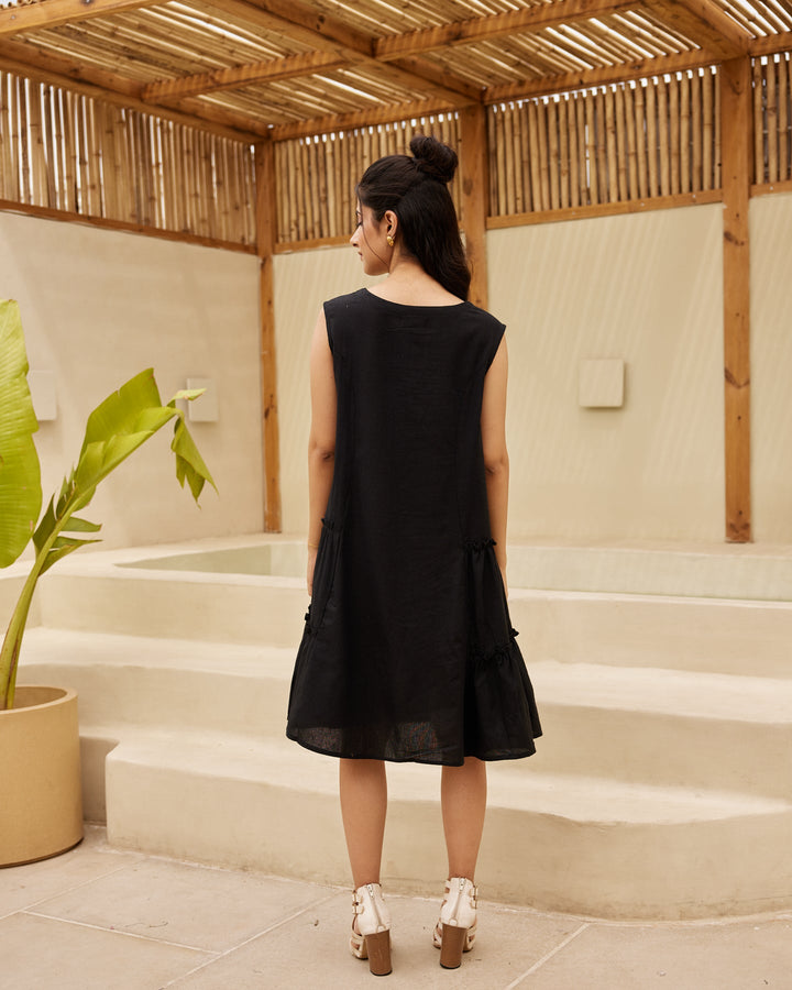 Black-Cotton-Solid-Tiered-Midi-Dress