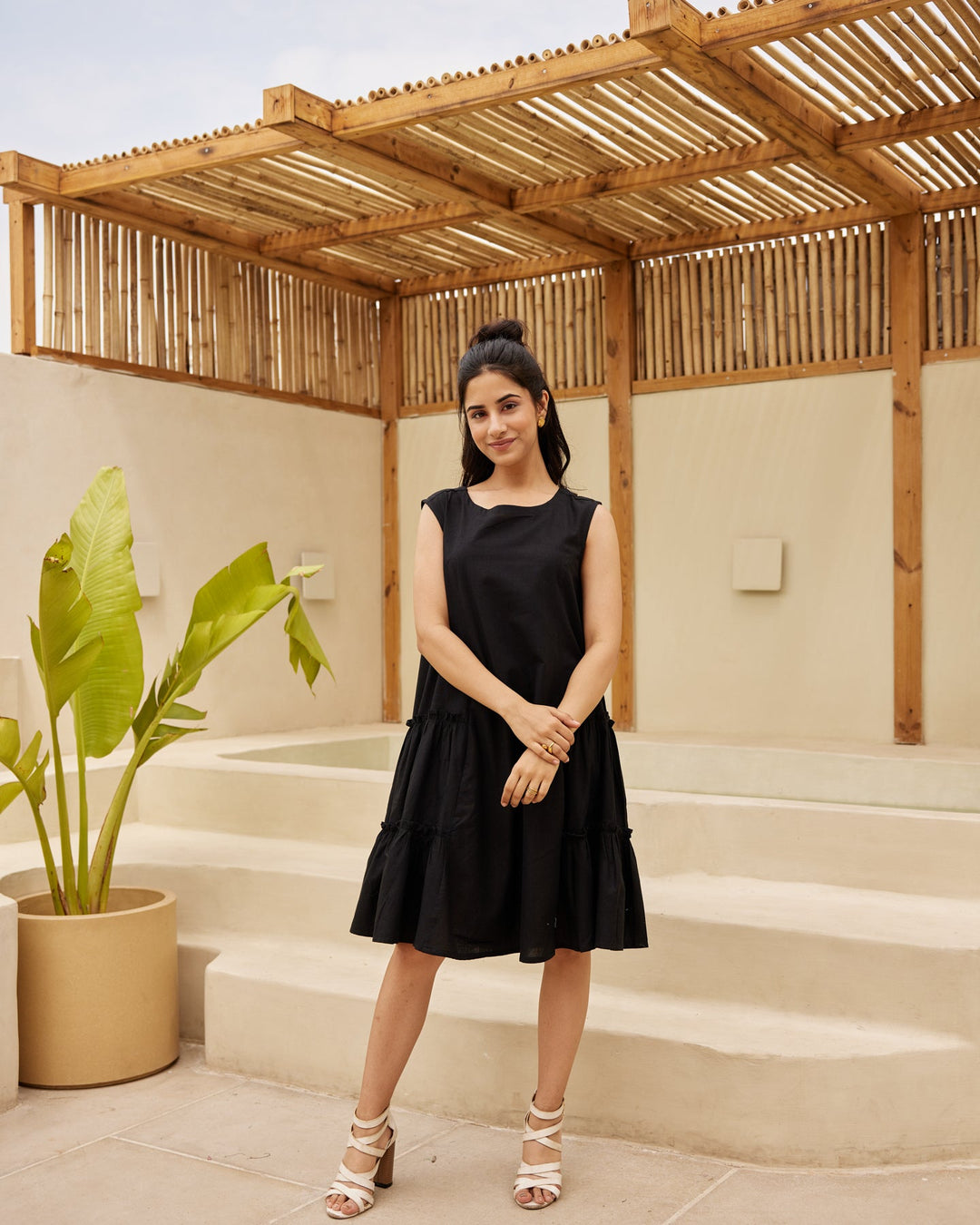 Black-Cotton-Solid-Tiered-Midi-Dress