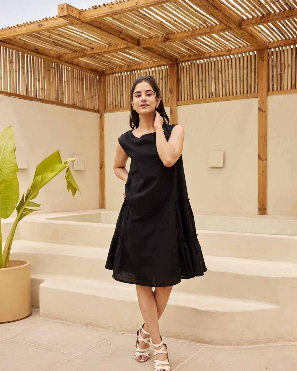 Black-Cotton-Solid-Tiered-Midi-Dress