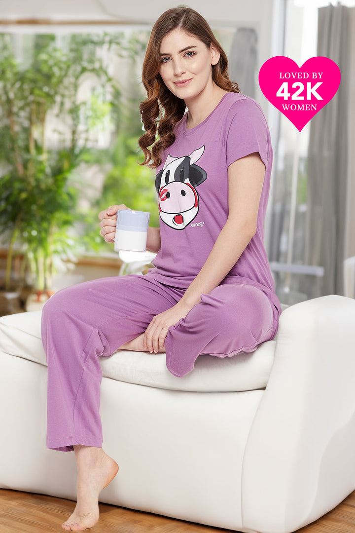 Purple-Cotton-Cow-Emoji-Print-Top-&-Solid-Pyjama-Set