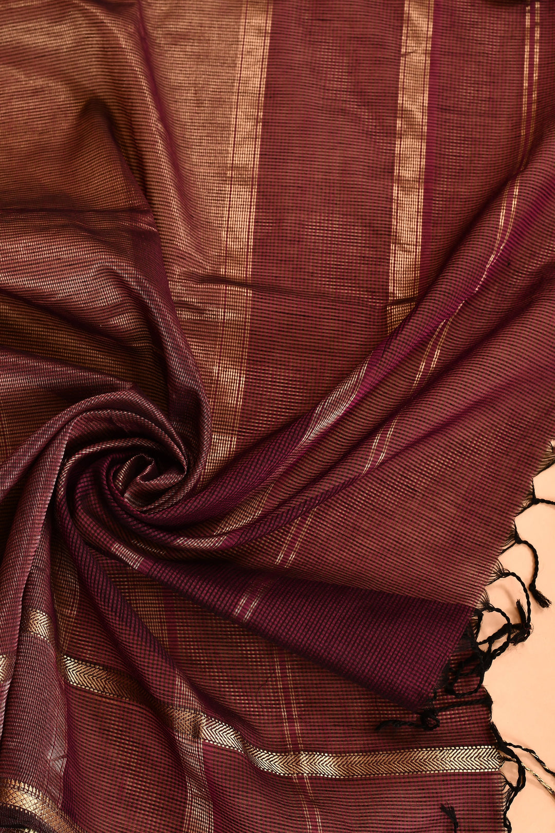 Purple-Maheshwari-Double-Border-Check-Saree