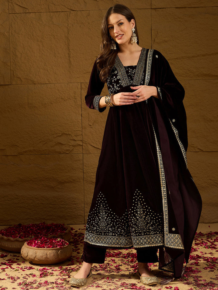 ZERESOUQ-Purple-Velvet-Floral-Printed-3-Piece-Anarkali-Set