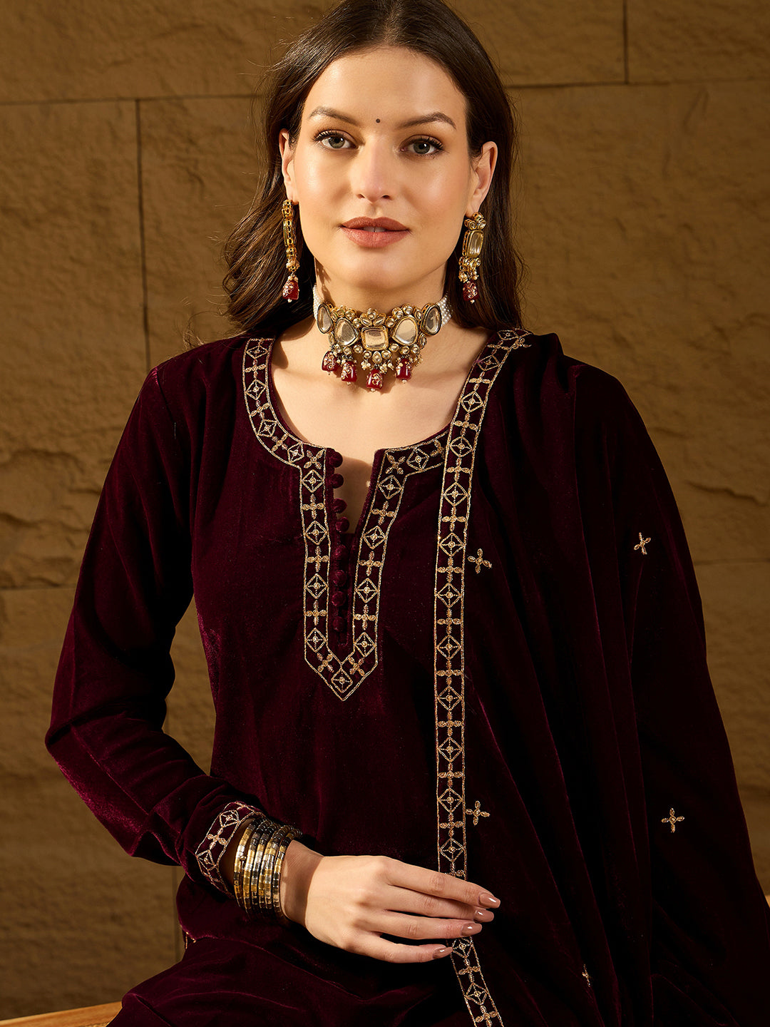 ZERESOUQ-Purple-Velvet-Solid-Embroidered-Straight-Kurta-Palazzos-With-Dupatta