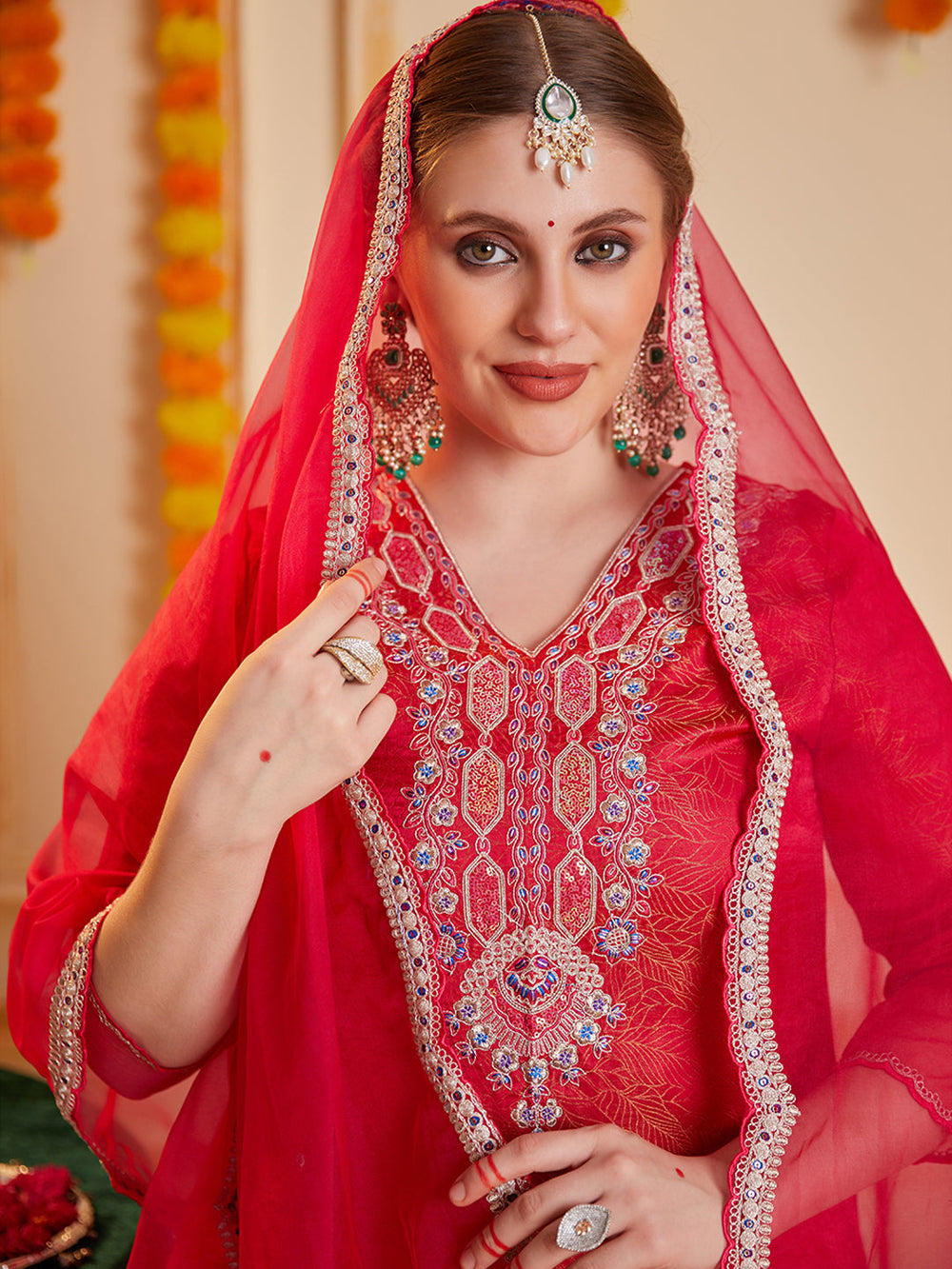 Red-Silk-Blend-Embroidered-3-Piece-Kurta-Set