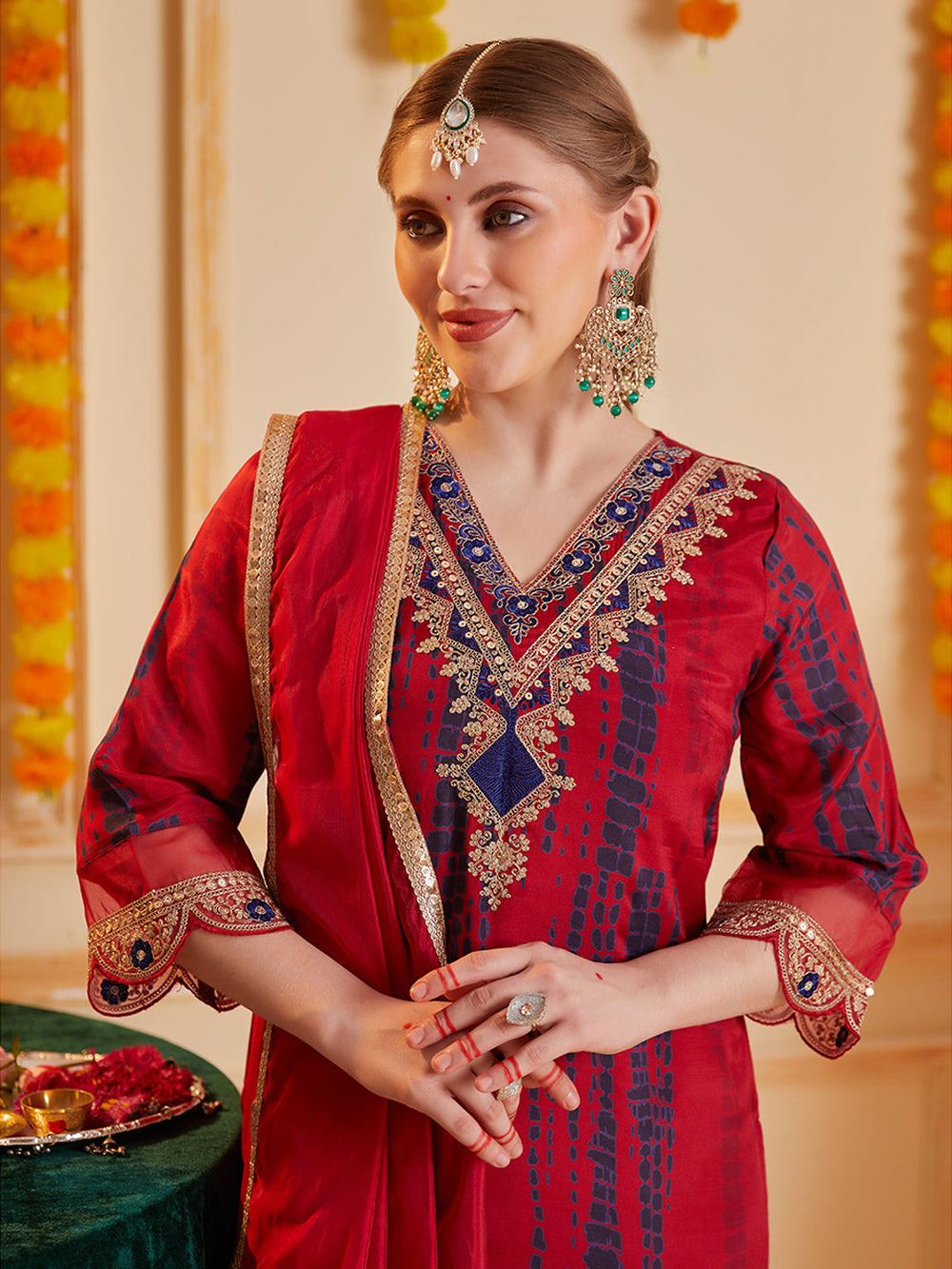 Red-Silk-Blend-Embroidered-3-Piece-Kurta-Set