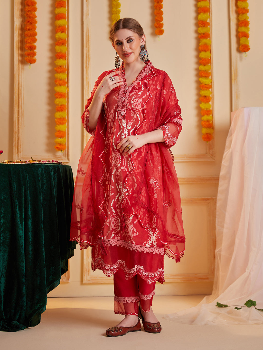 Red-Silk-Blend-Abstract-Printed-3-Piece-Kurta-Set