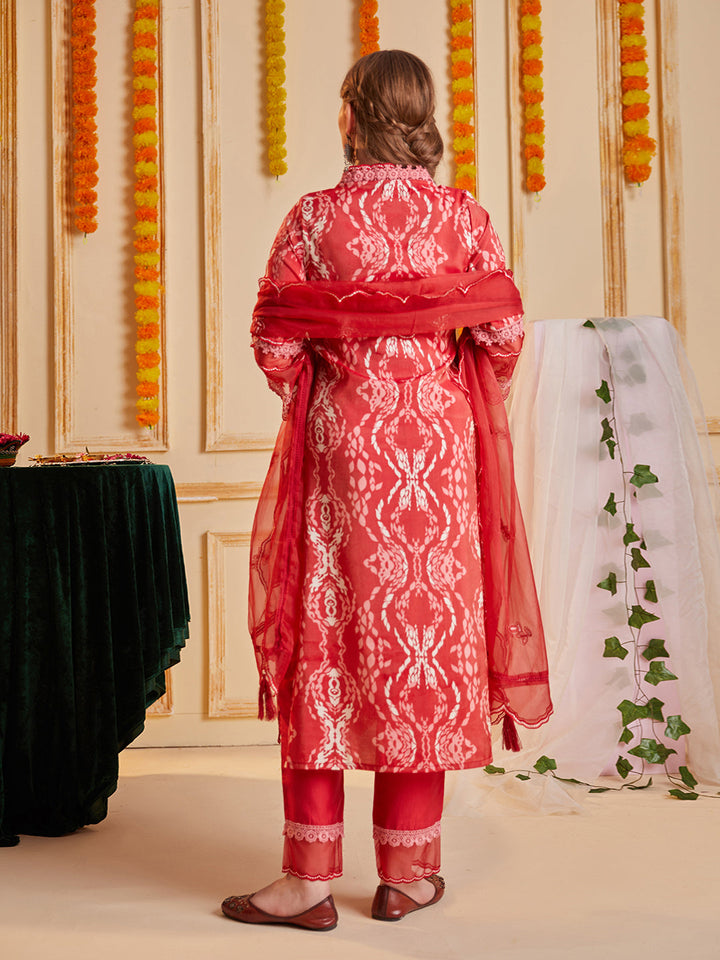 Red-Silk-Blend-Abstract-Printed-3-Piece-Kurta-Set