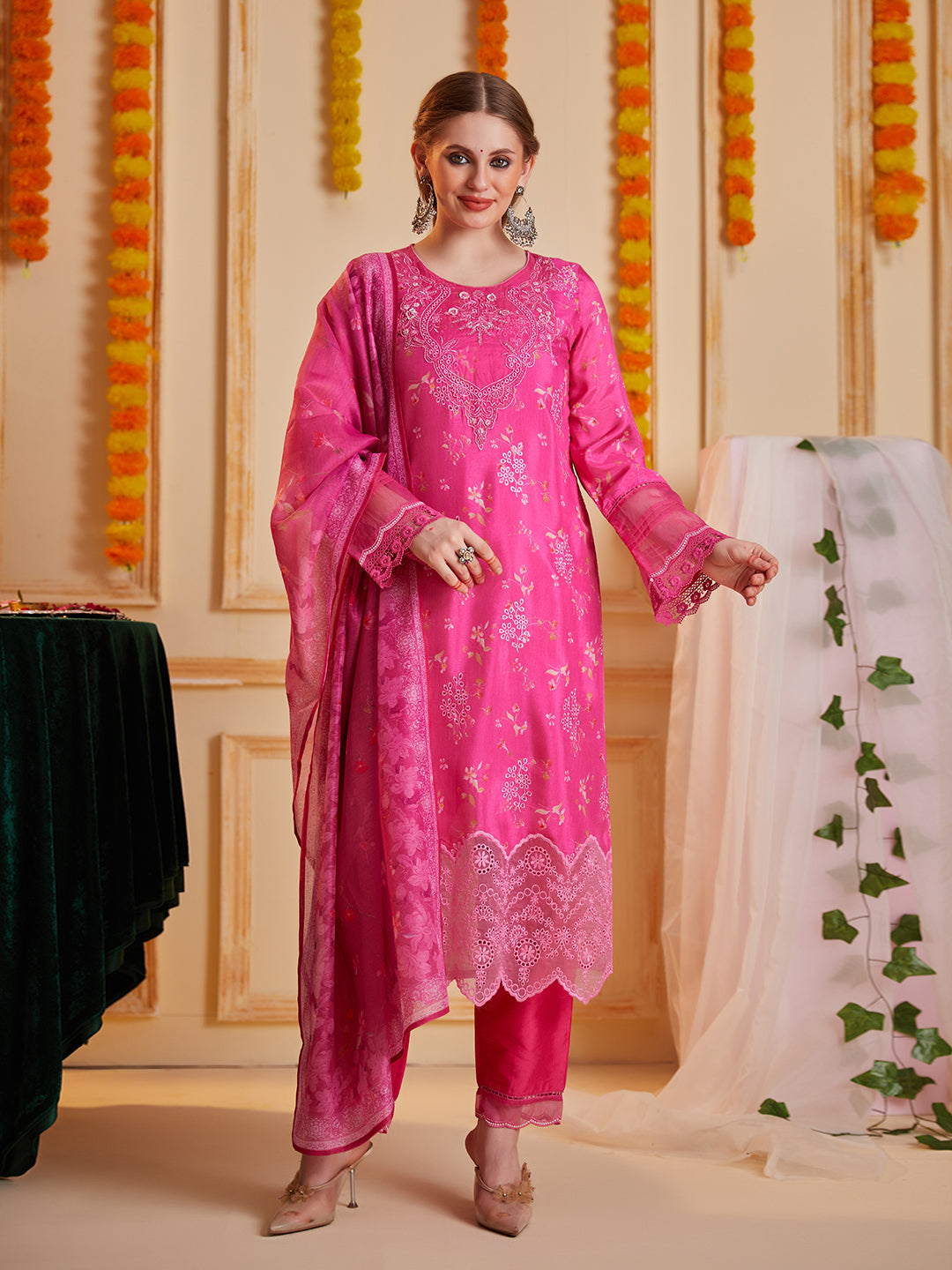 Pink-Silk-Blend-Floral-Printed-Embroidered-3-Piece-Kurta-Set