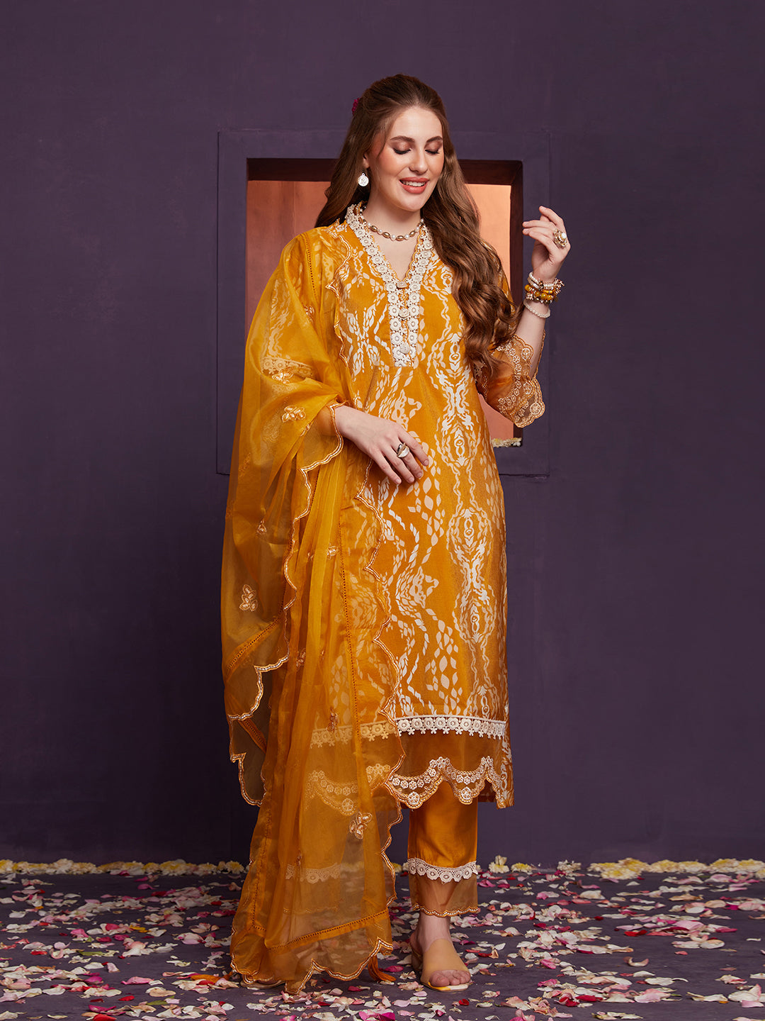 Mustard-Silk-Blend-Abstract-Printed-3-Piece-Kurta-Set