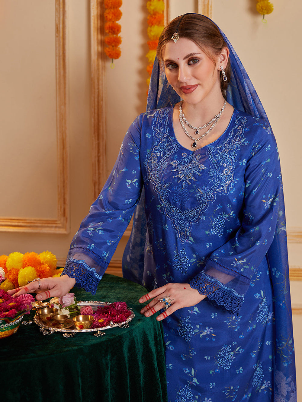 Blue-Silk-Blend-Floral-Printed-3-Piece-Kurta-Set