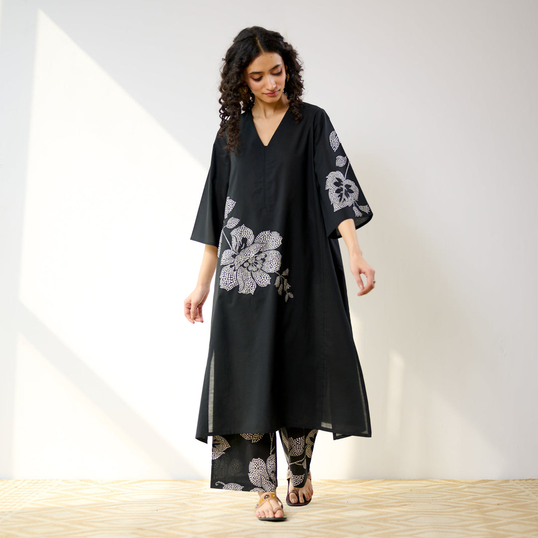 Black-Cotton-Meadow-Patchwork-2-Piece-Kurta-Set