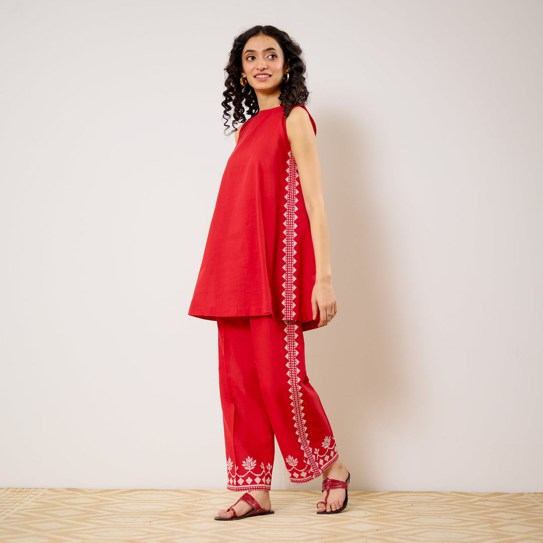 Red-Cotton-Pehar-Statement-Embroidered--Co-Ord-Set