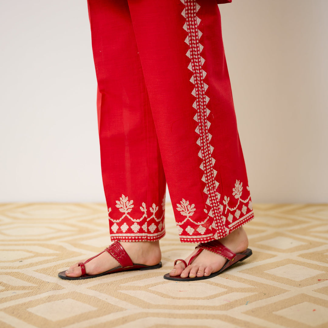 Red-Cotton-Pehar-Statement-Embroidered--Co-Ord-Set