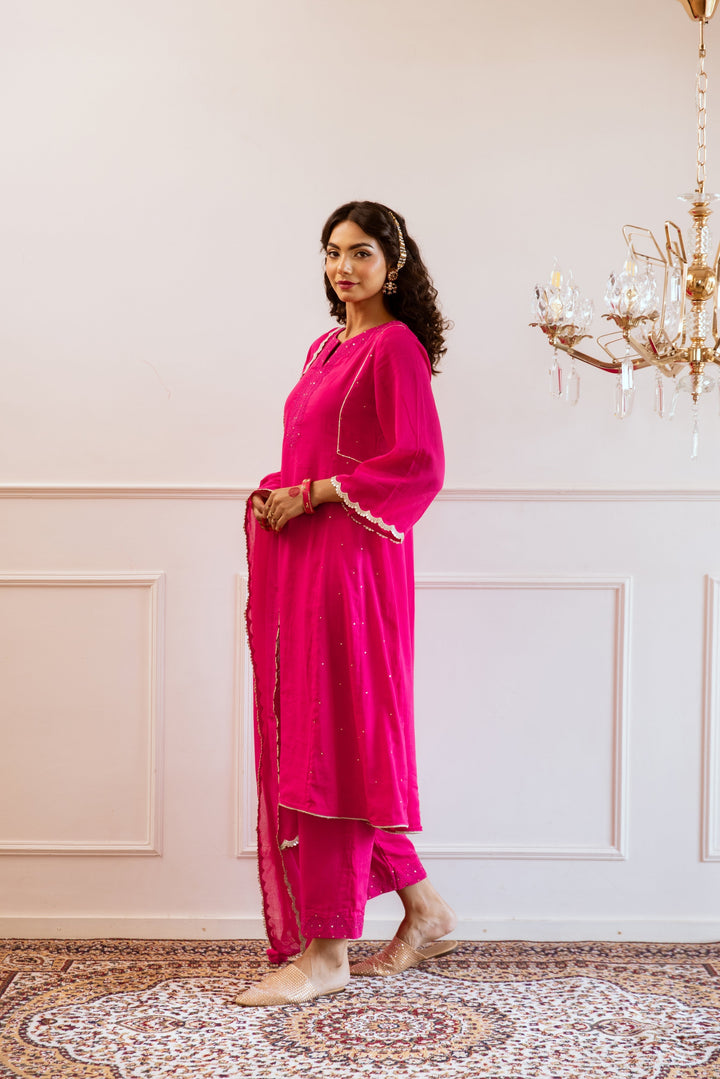 Rani-Pink-Kali-Mulmul-Gotta-Work-Anarkali-Set